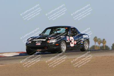 media/Oct-15-2023-CalClub SCCA (Sun) [[64237f672e]]/Group 4/Qualifying/